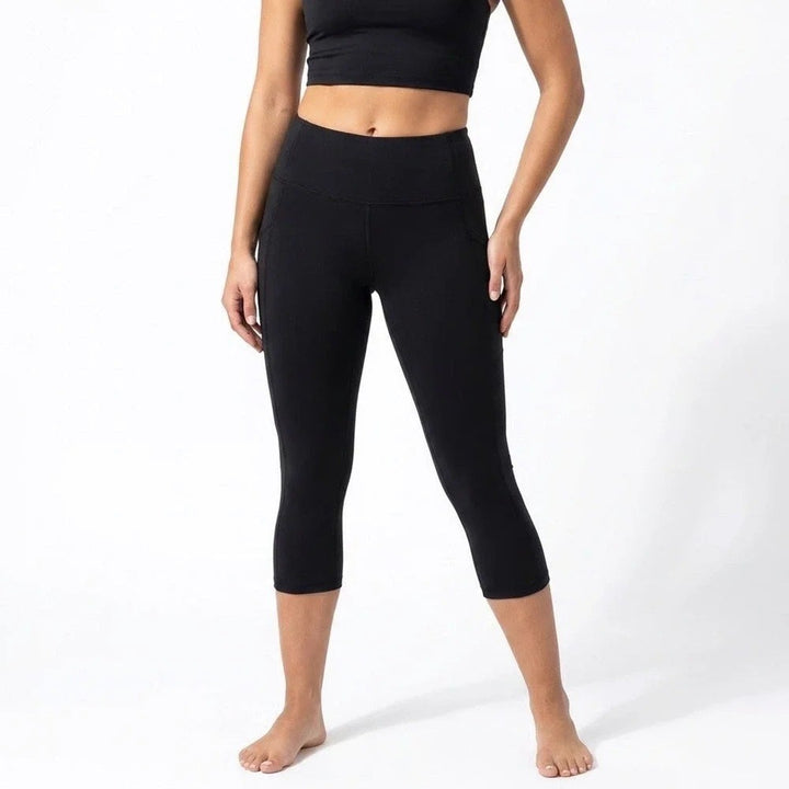DSG Womens Momentum High Rise Capri Leggings Pure Black XXS