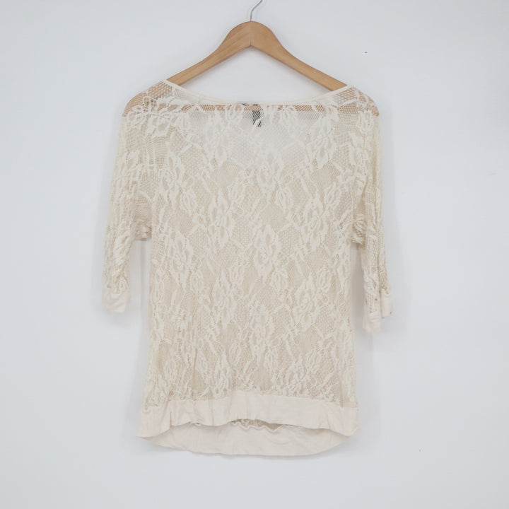 Full Tilt Women XL Cream Floral Lace Scoop Neck 3/4 Sleeve Banded Hem Top