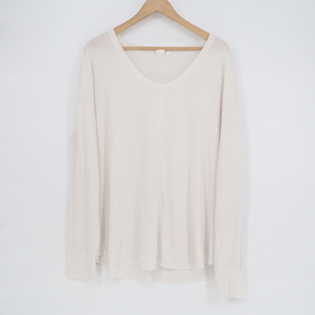 Gap Womens XL V-Neck Long Sleeve Top Off White Relaxed Fit Center Seam