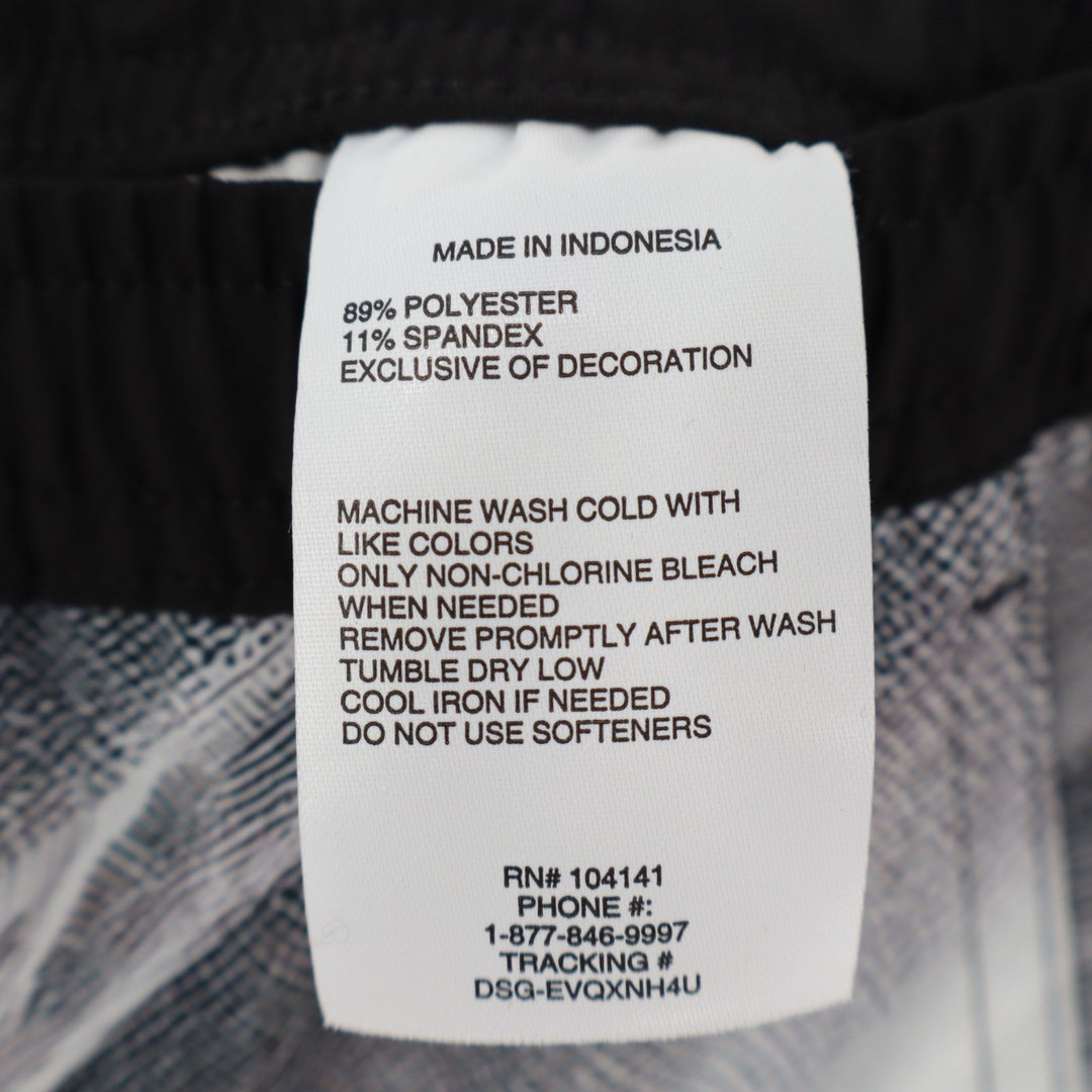 DSG Boys Agility Short Pure White AI Formation Abstract Print Size L 14-16 NEW