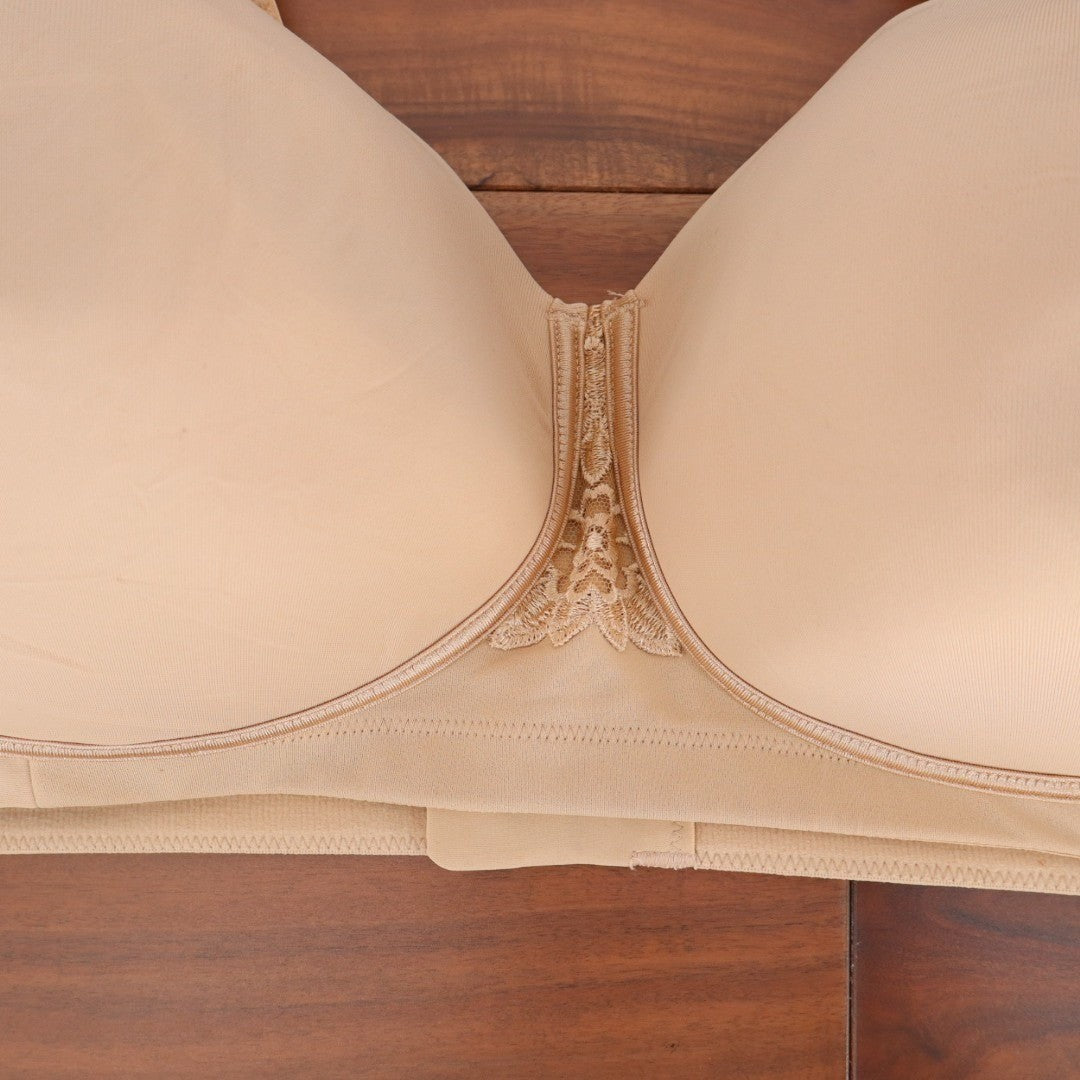 Vanity Fair Full Figure Beauty Back Smoother Wireless Bra Womens 42DDD Beige