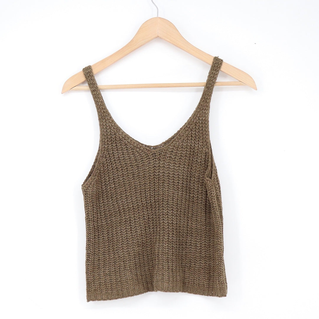 Moon & Madison Tank Top Womens M Sweater Knit Olive Green Sleeveless Excellent