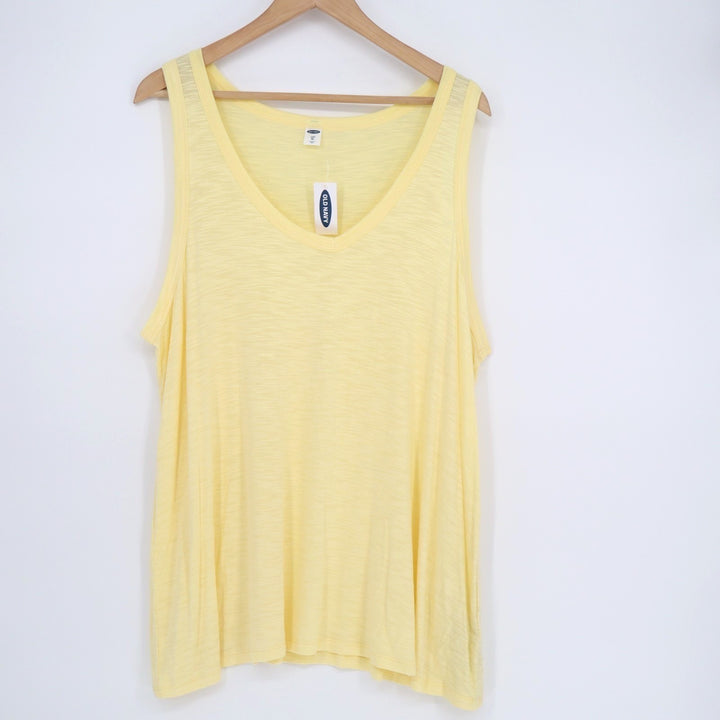 Old Navy Luxe Tank Top Womens XL Yellow Stretch Wide Strap Slub Knit Scoop Neck