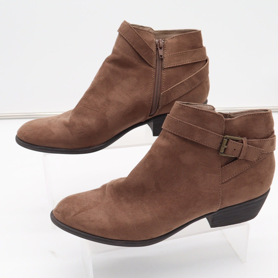 Voss Womens Brown Faux Suede Ankle Booties Side Zip Buckle Strap Size 10