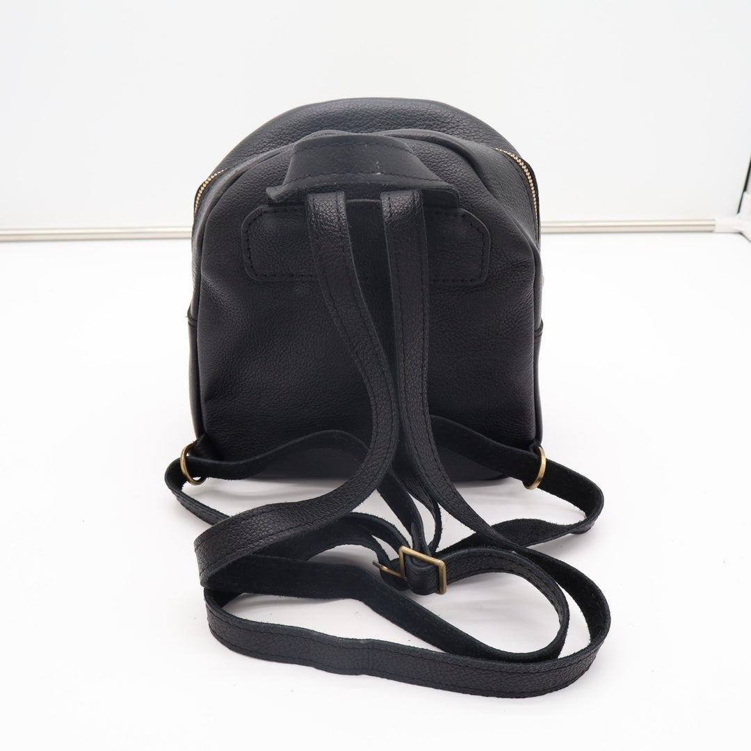 Portland Leather Womens Backpack Core Black Leather Adjustable Shoulder Strap