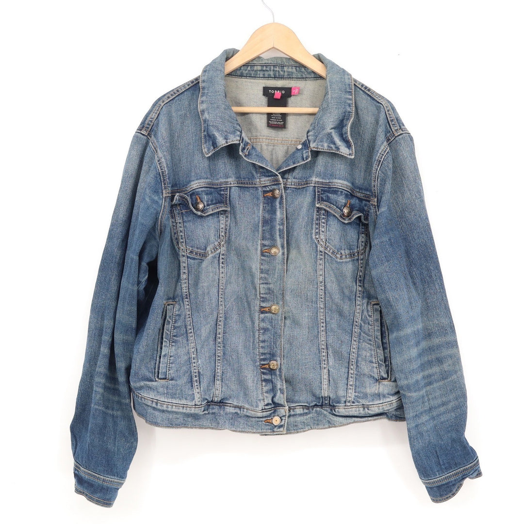 Torrid Womens Blue Denim Trucker Jacket Medium Wash Stretch Plus Size 1