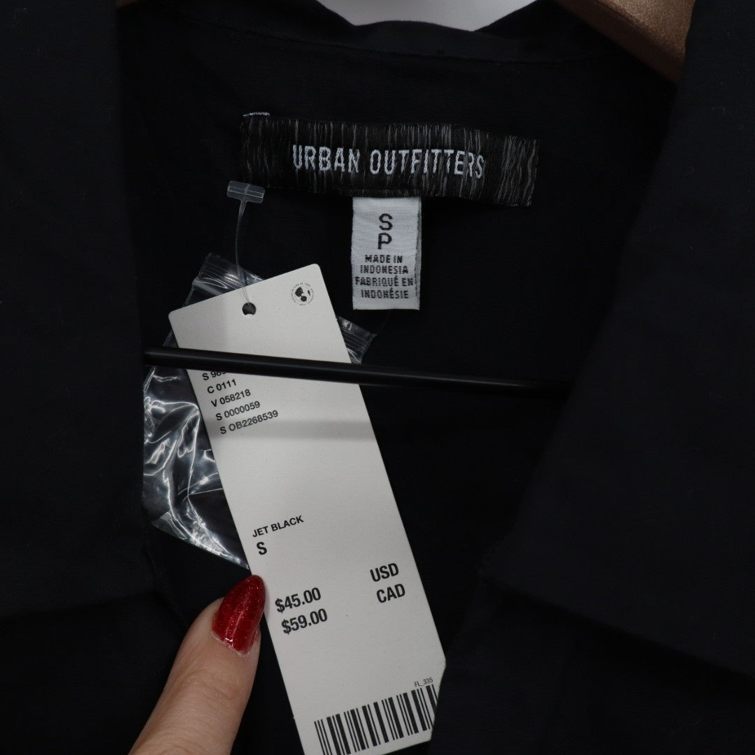 Urban Outfitters Shirt Womens Small Black Cotton Stretch Spread Collar Button Up