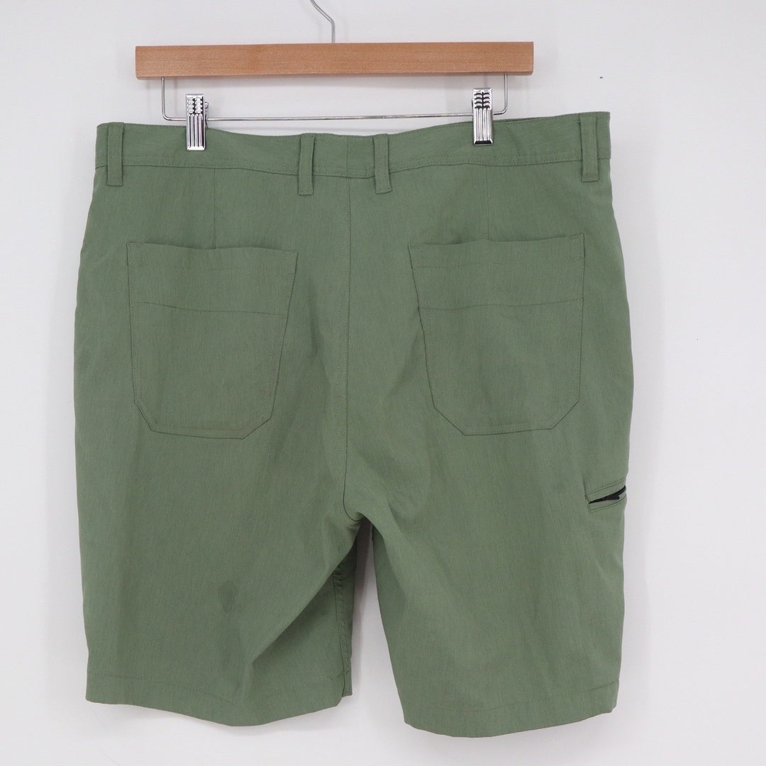 Alesbury Mens Performance Shorts Olive Green Stretch Size 35 Hiking Casual