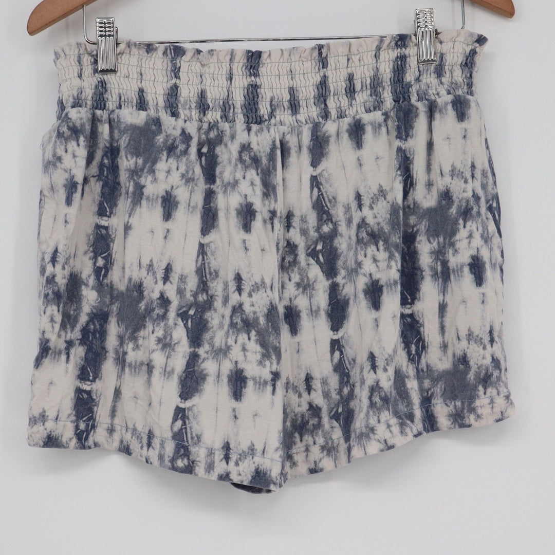 Time and Tru Womens Blue Tie Dye Smocked Waist Lounge Shorts Size L 12-14