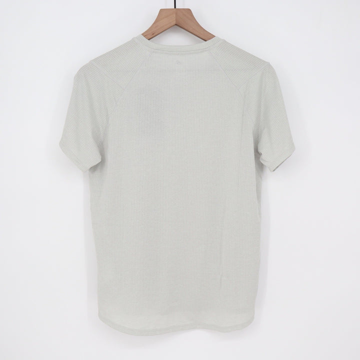 New Balance Mens Short Sleeve Perforated Mesh Athletic T-Shirt Grey Size M