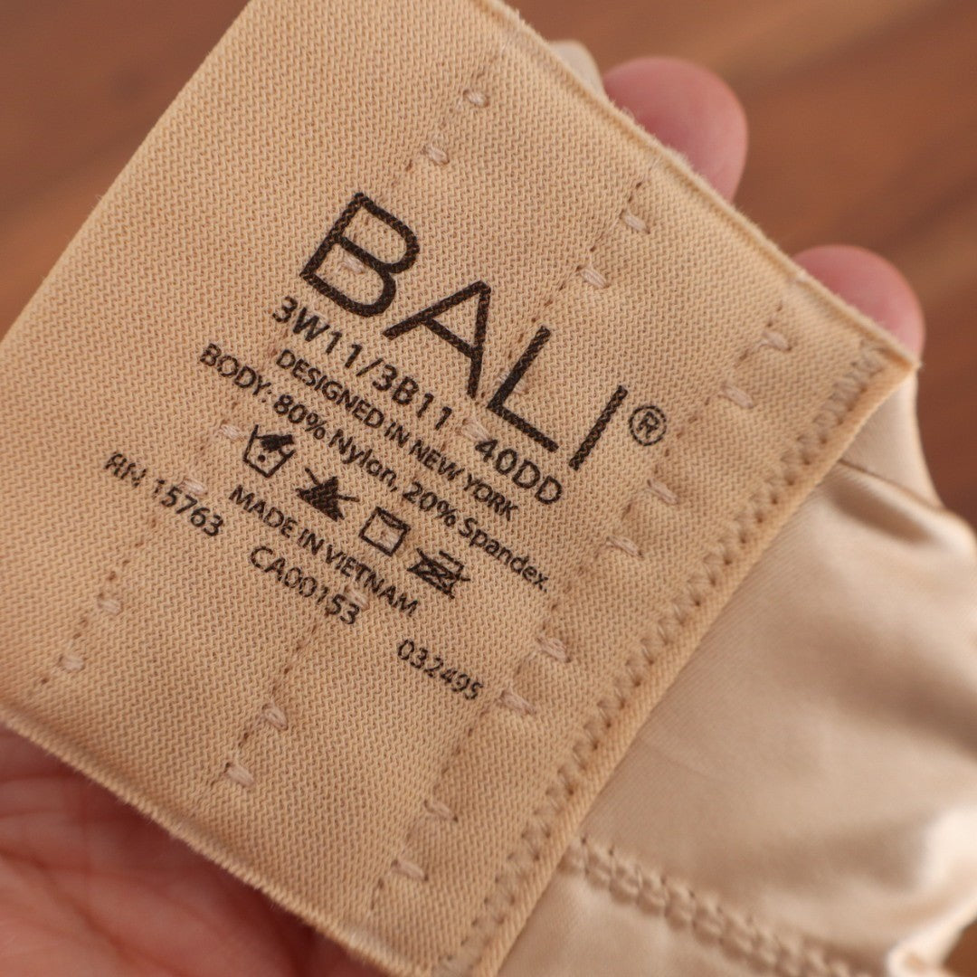 Bali T-Shirt Bra Womens 40DD Beige Stretch Underwire Padded Adjustable Strap