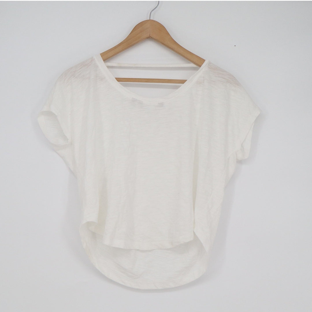 Athleta Womens XS White Slub Knit Strappy Back Short Sleeve Scoop Neck Top