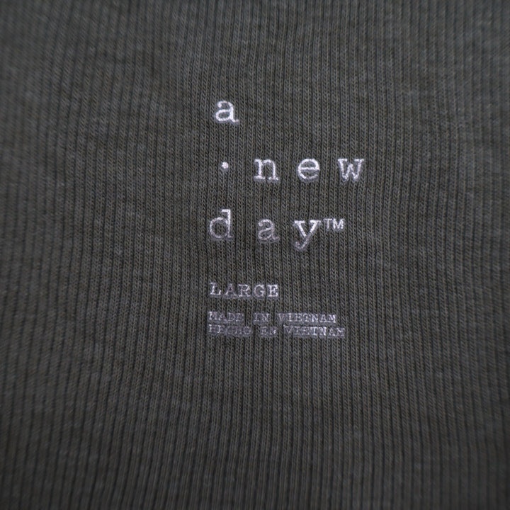 A New Day Womens Scoop Neck Ribbed T-Shirt Olive Green Large Short Sleeve Tee