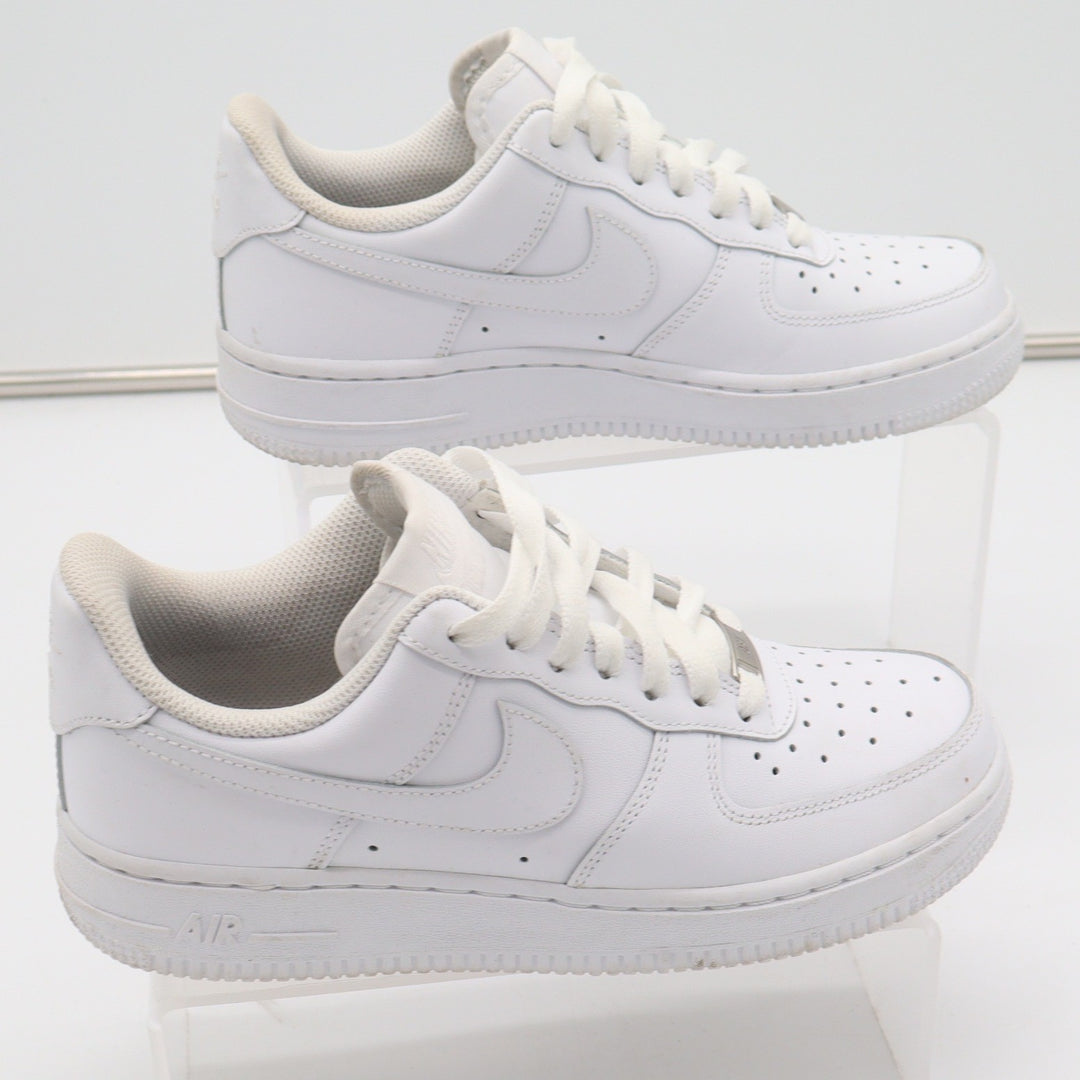 Nike Air Force 1 07 Womens 6.5 White Low Top Sneakers 315115-112 Triple White