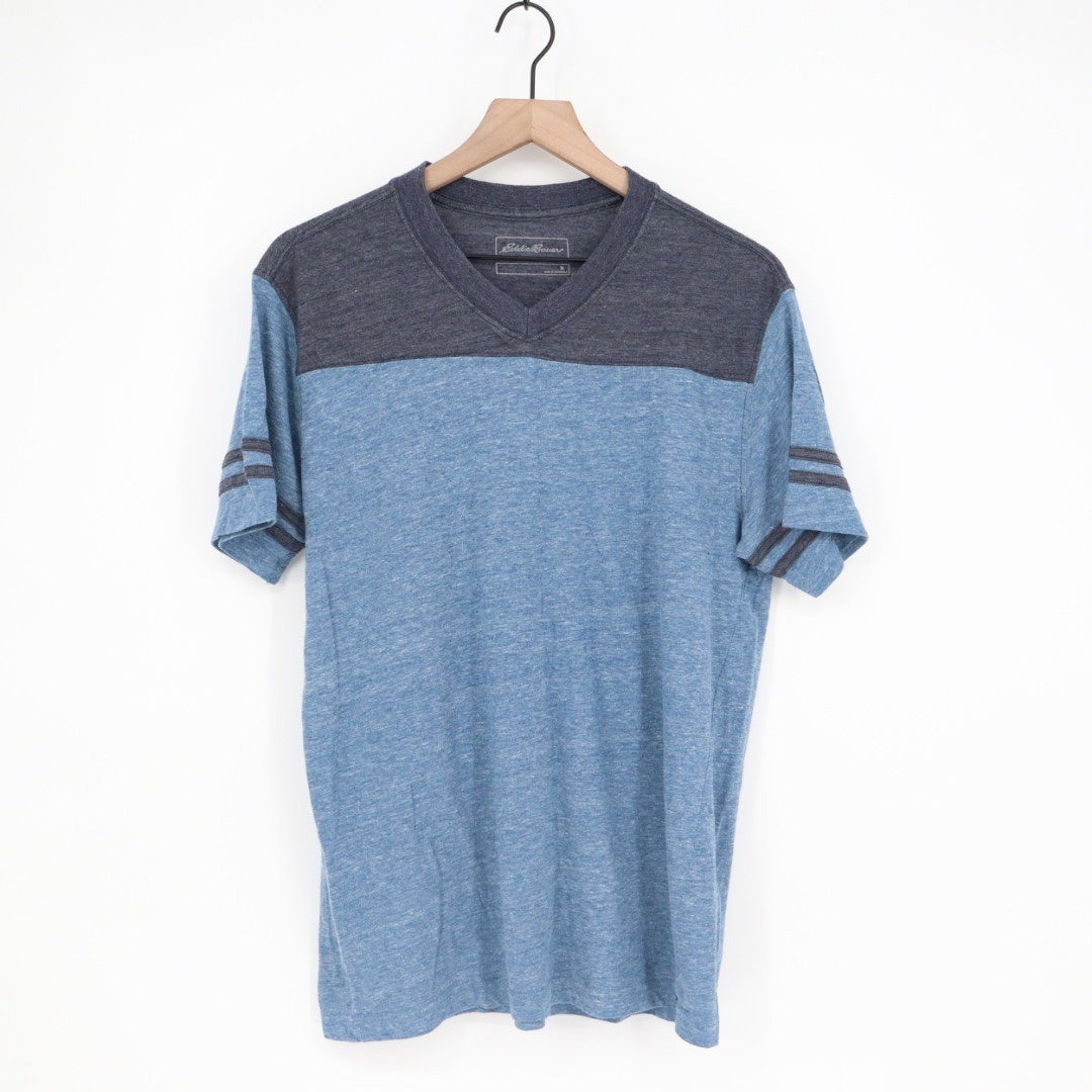Eddie Bauer Mens V Neck Color Block T Shirt Blue Gray Stripes Size M