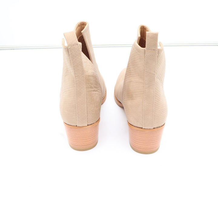 Tan Snakeskin Embossed V-Cut Side Slit Ankle Booties Block Heel Size 9.5