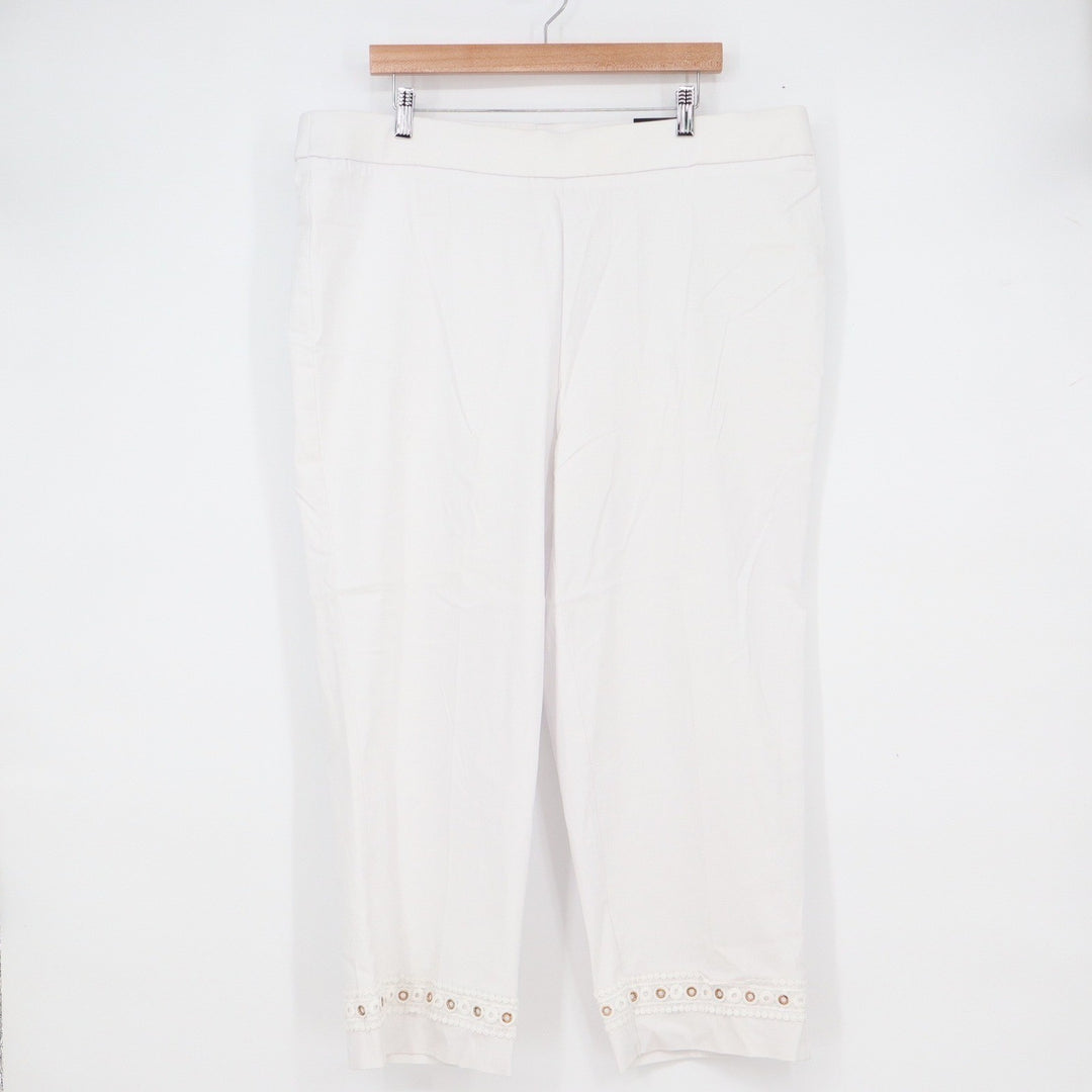 NY Collection Woman White Cropped Pants Eyelet Lace Trim 20W Mid Rise