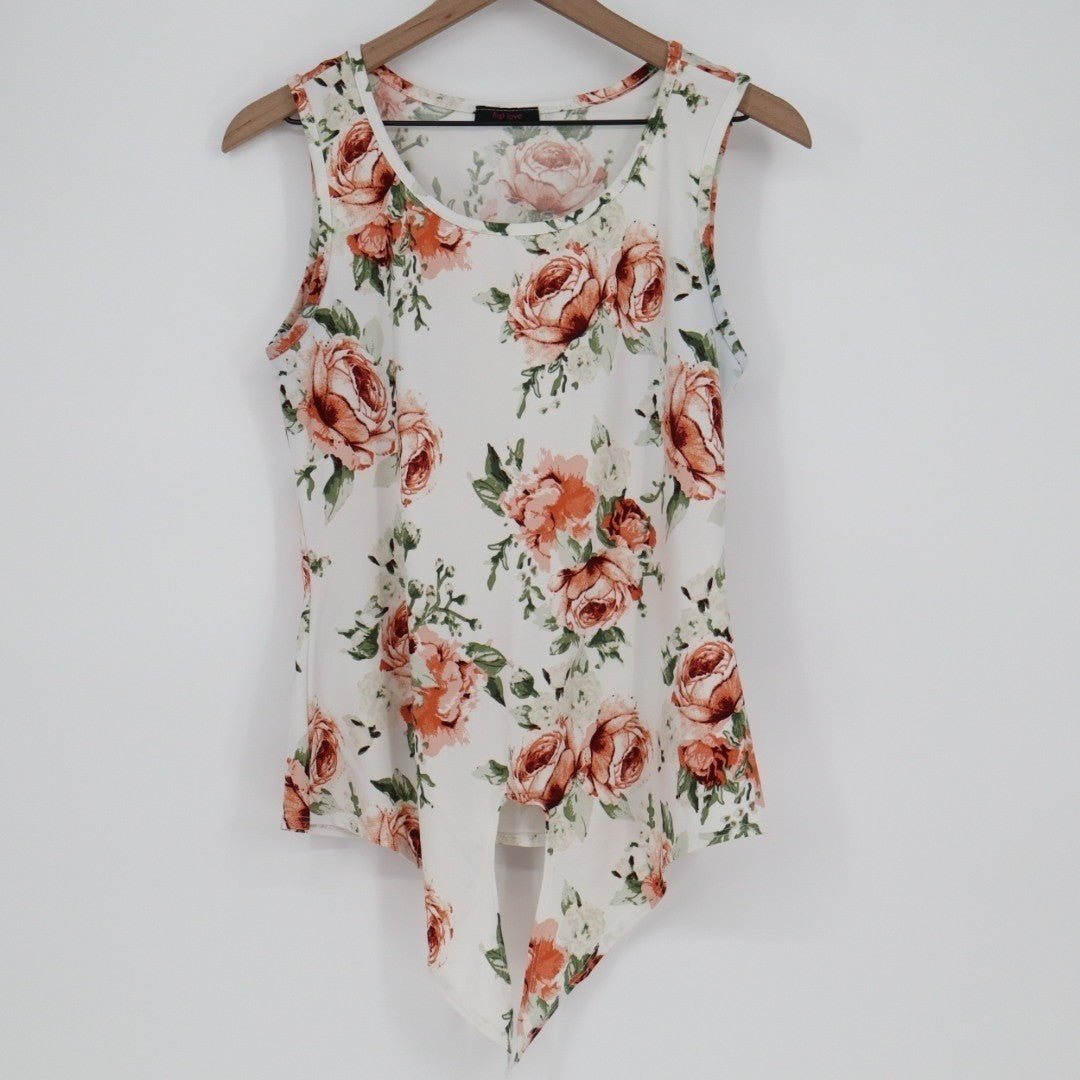 First Love Tank Top Womens XL White Rose Floral Stretch Round Neck Front Slit