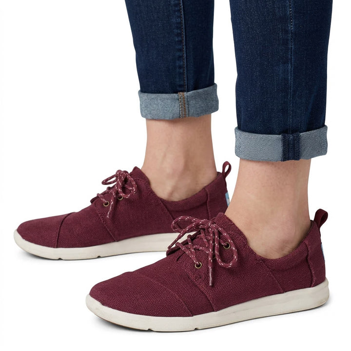 TOMS Sneakers Womens 8.5 Del Rey Burgundy Canvas Low Top Lace Up Fair
