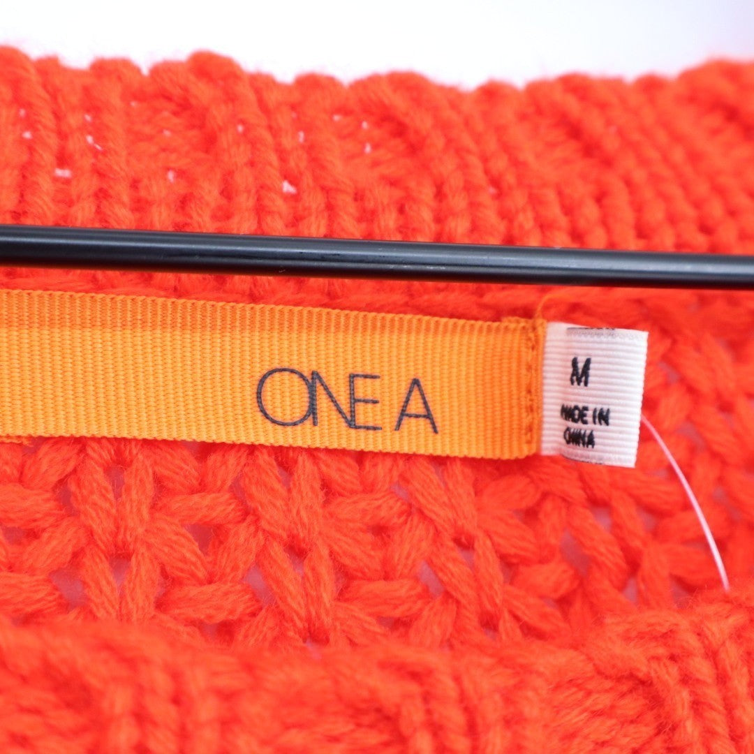 One A Riot Sweater Womens Medium Orange Cable Knit Long Sleeve Crew Neck Outdoor