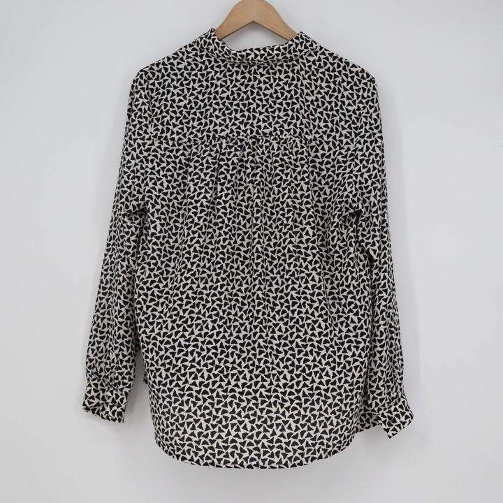 HM Womens Black White Geometric Triangle Print Button Up Blouse Size M