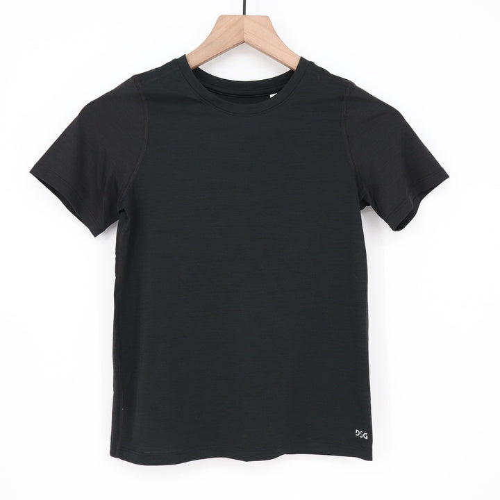 DSG Boys Movement Tee Pure Black Short Sleeve Athletic Shirt Size S 8-9 NEW