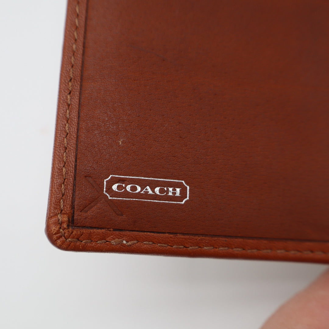 Coach Purse Womens White Tan Leather Buckle Credit Card Slots Bifold Wallet