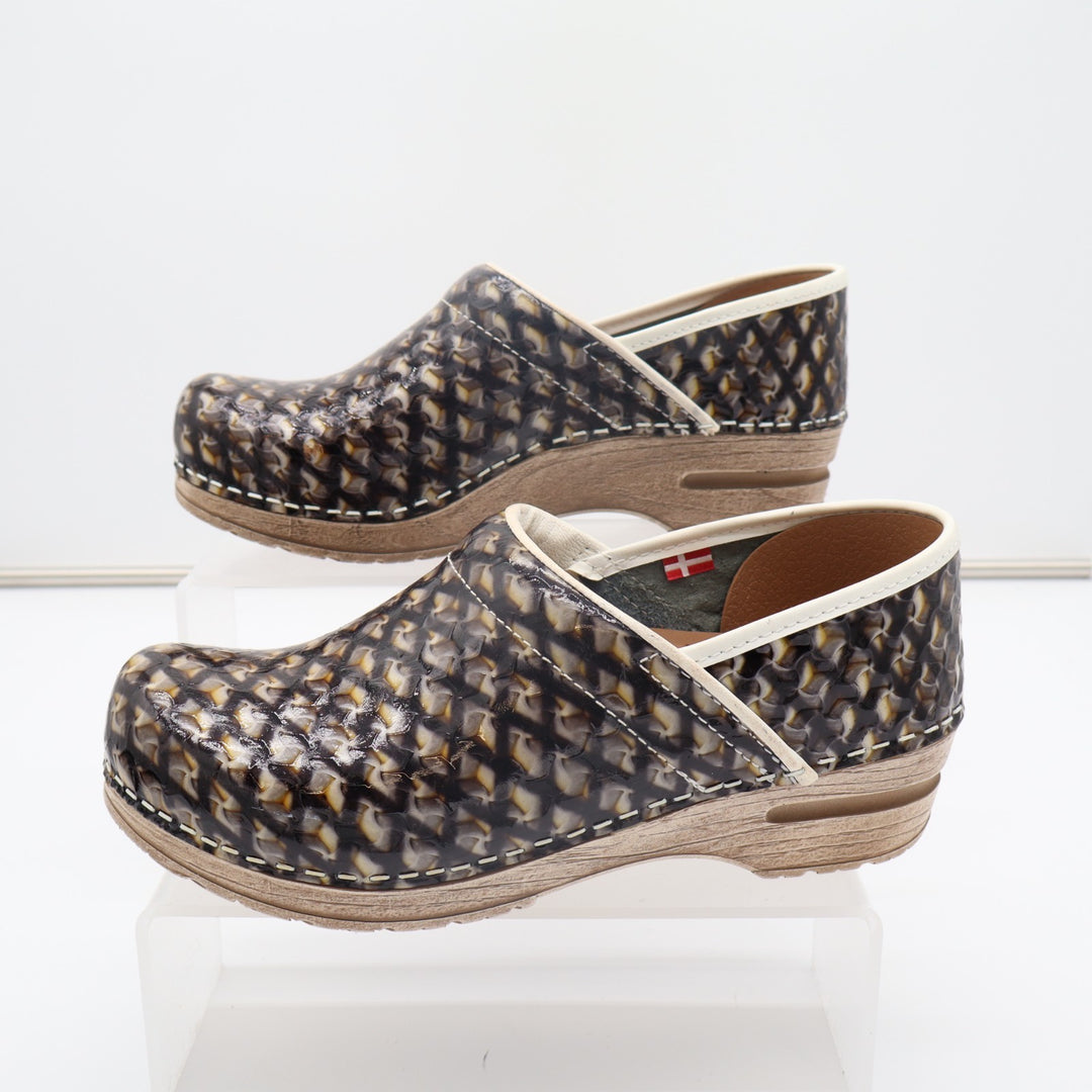 Sanita Danish Clogs Womens EU 38 Brown Black Patterned Slip On Round Toe Shoes