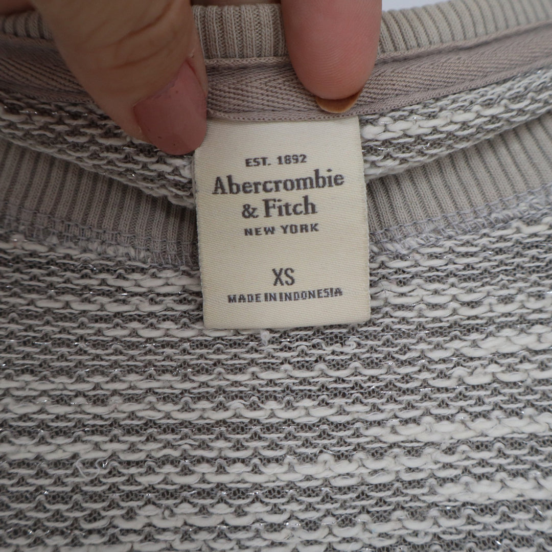 Abercrombie & Fitch Womens XS Oatmeal Metallic Knit Side Zipper Sweater