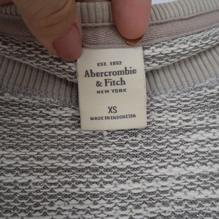 Abercrombie & Fitch Womens XS Oatmeal Metallic Knit Side Zipper Sweater