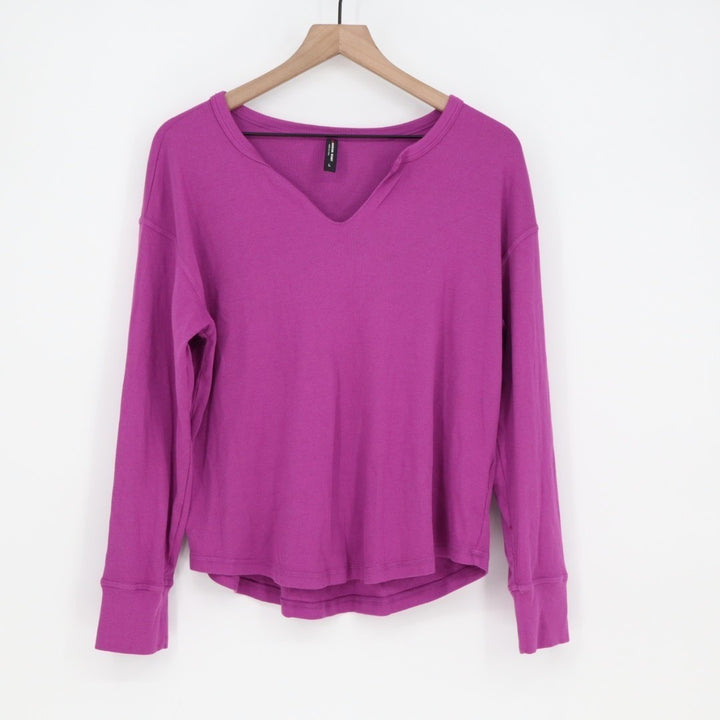 American Giant Luxe Rib V Notch Tee Shirt Womens Large Beauty Berry Relaxed Fit