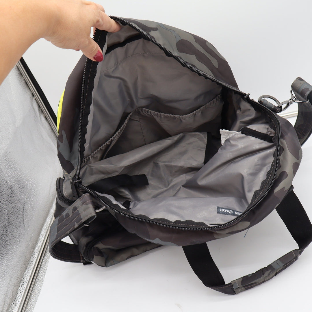 Lug Duffel Bag Unisex OS Boxer Camo Quilted Ventilated Shoe Pocket Excellent