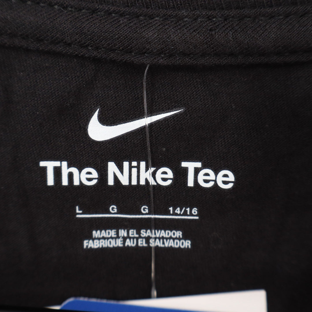 Nike Cleveland Cavaliers Youth Large Black 2025 NBA Playoffs Mantra Tee