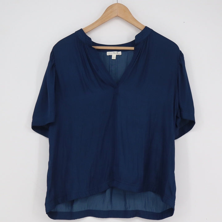 Nine Britton Navy Blue Split V-Neck Short Sleeve High-Low Blouse Top Large