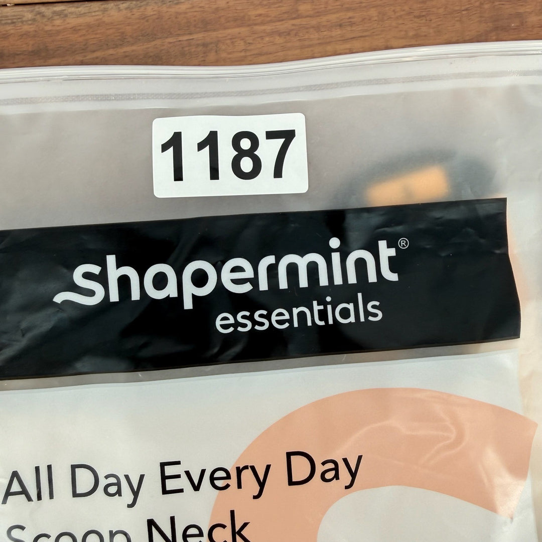 Shapermint Essentials All Day Every Day Scoop Neck Cami Chai S Smoothing Shaping