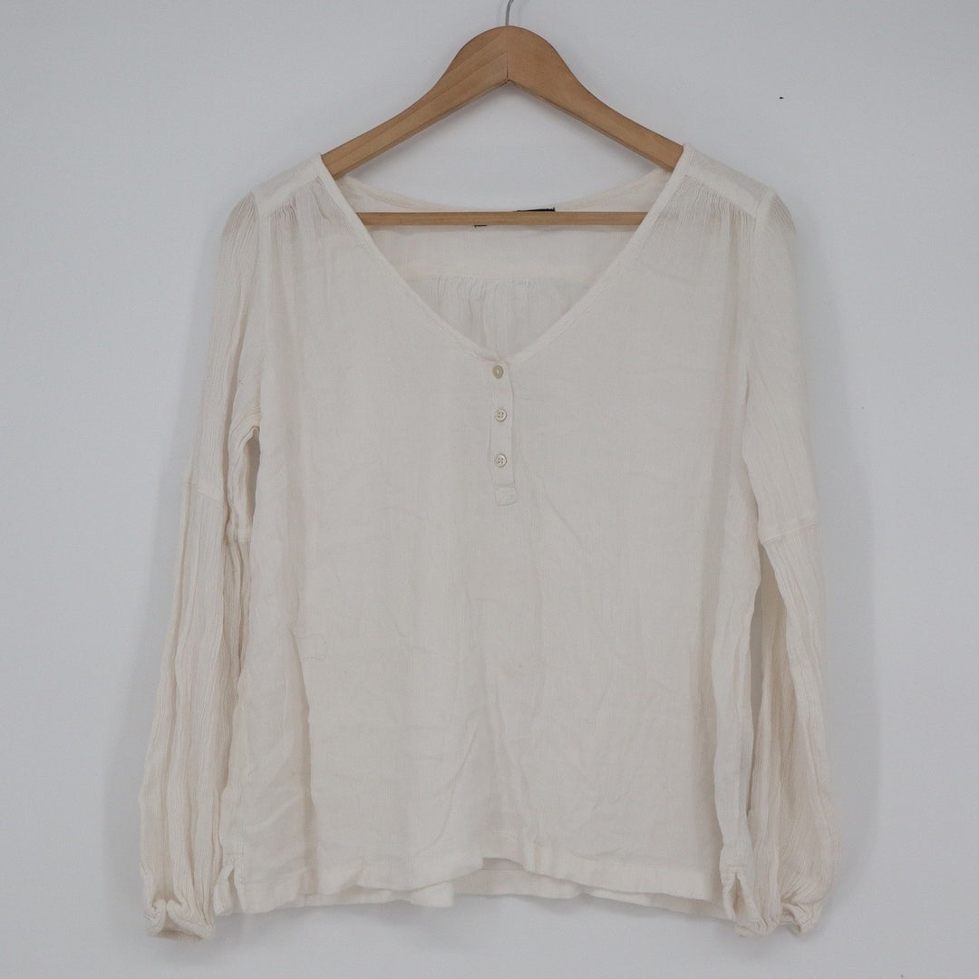 Abercrombie & Fitch White Gauze Henley Long Sleeve Top V-Neck Size M