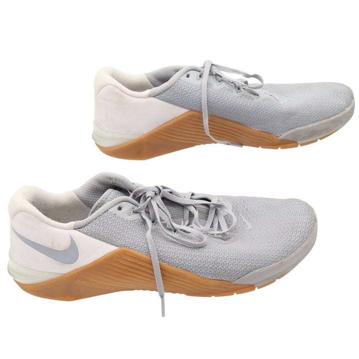 Nike Training Shoes Mens 13 Metcon 5 Grey White Gum Athletic Good