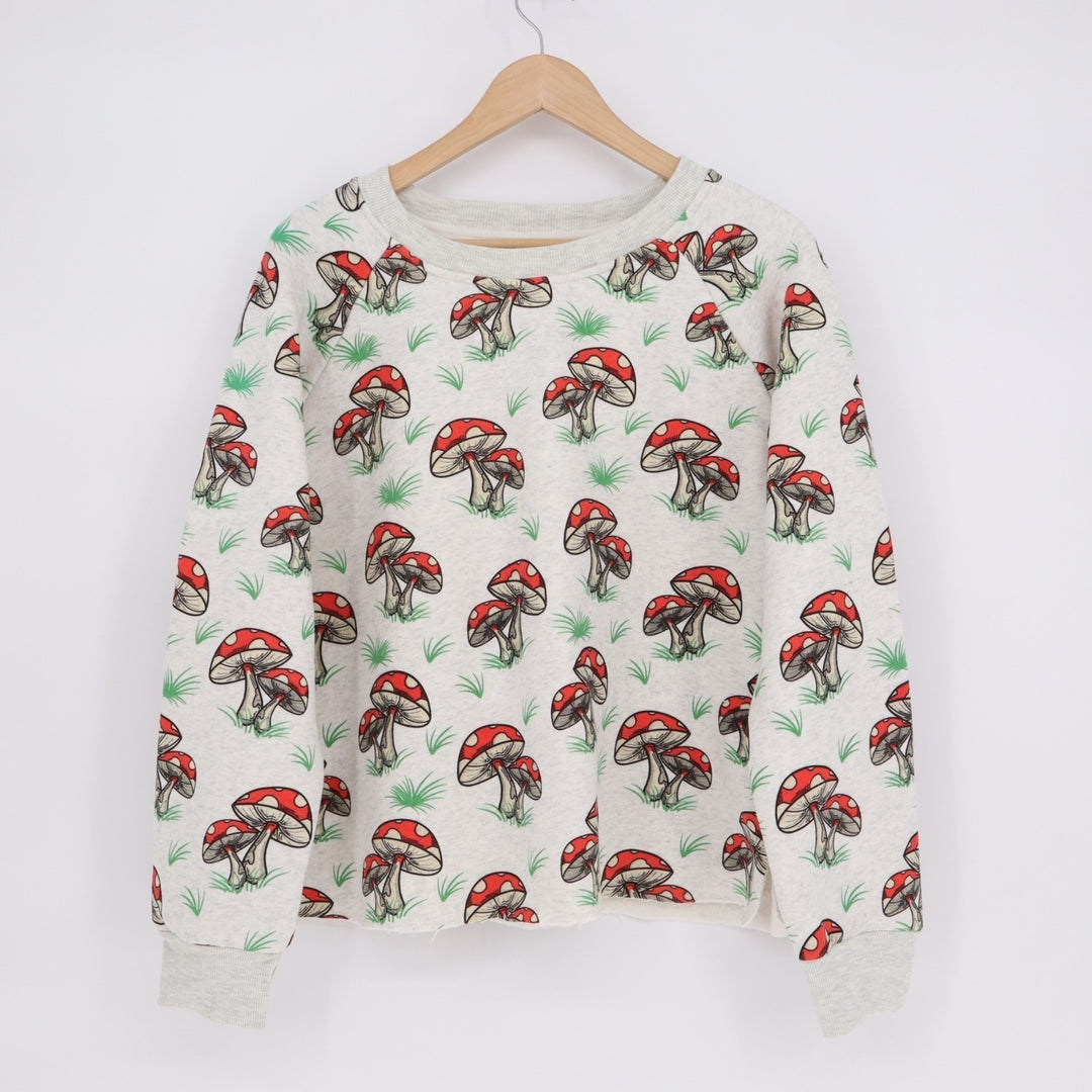 L.A. Soul Sweatshirt Womens Large White Mushroom Print Cotton Crew Neck Pullover