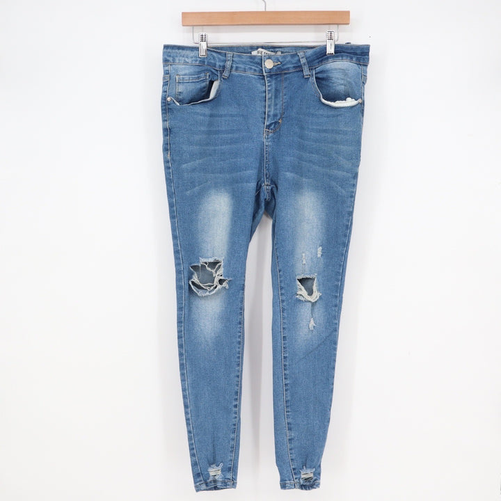Blue Savvy Women Size 14 Distressed Skinny Jeans Medium Wash Ripped Knee Edgy