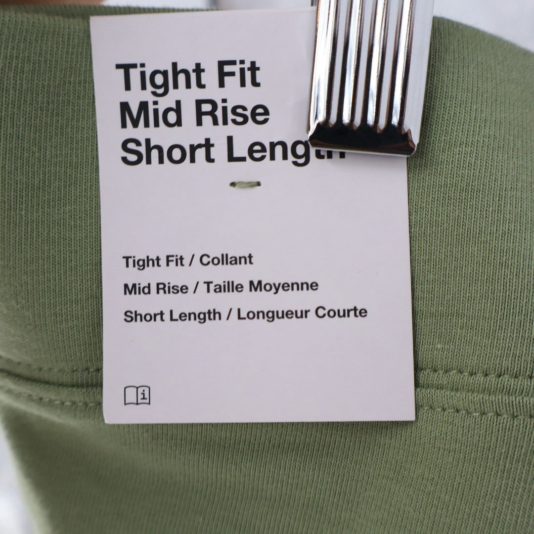 Nike Sportswear Essential Bike Shorts Sage Green Mid Rise Tight Fit Large