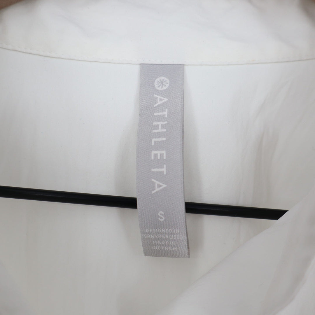 Athleta Shirt Womens Small White Long Sleeve Curved Hem Spread Collar Button Up