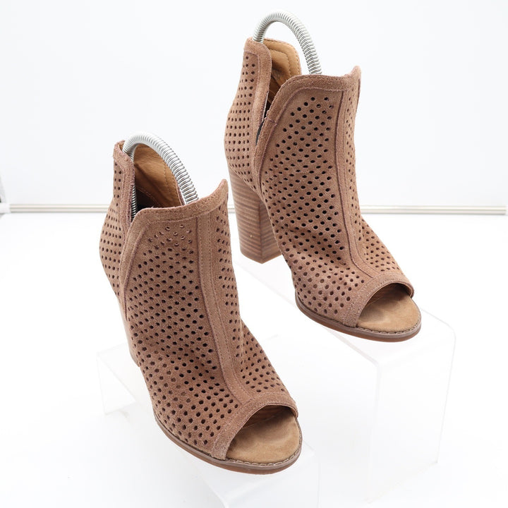 Lucky Brand Larise Tan Perforated Suede Peep Toe Booties Stacked Heel Size 6M