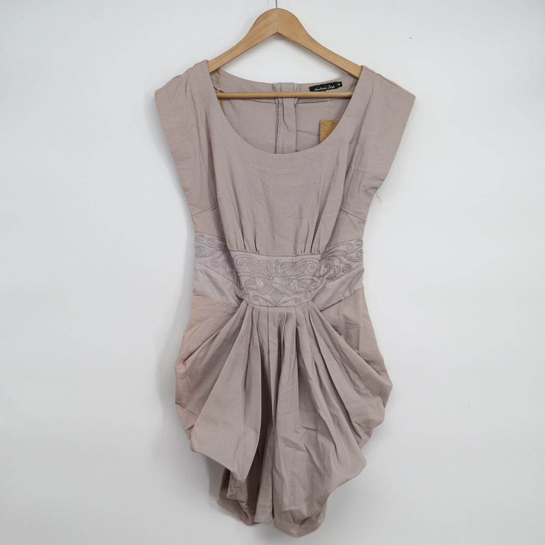 Mustard Seed LuLus Taupe Embroidered Tulip Mini Dress Size M Sleeveless