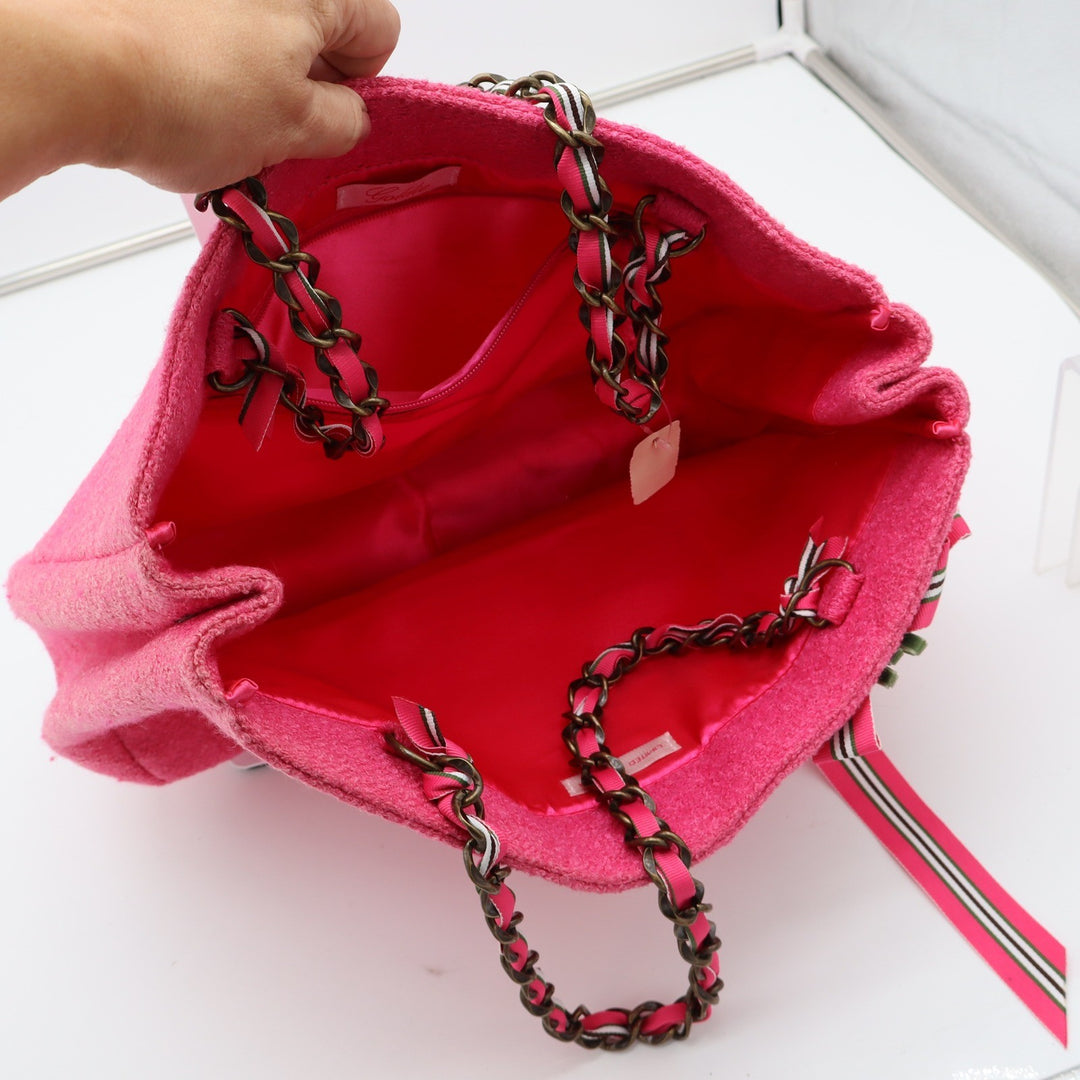 Bath & Body Works Goldie Pink Boucle Tote Bag Limited Edition Chain Strap Bow