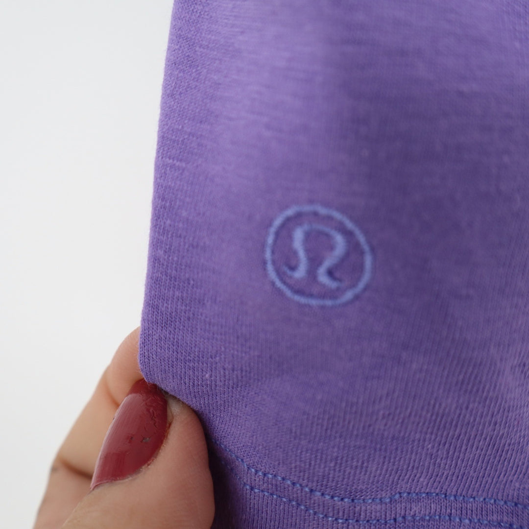 Lululemon T-Shirt Womens S/M Cates Tee Purple Cropped Side Slit Good