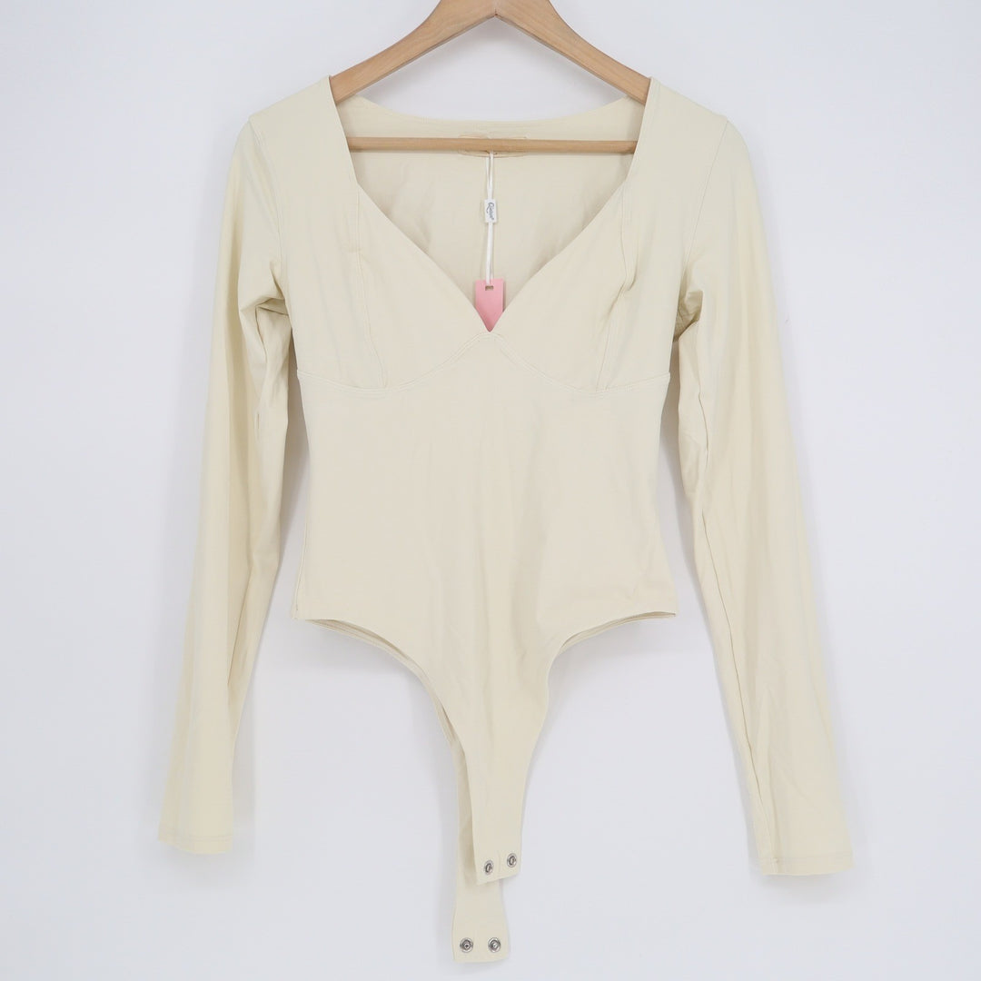 Qinsen Womens Cream Long Sleeve V-Neck Bodysuit Size M
