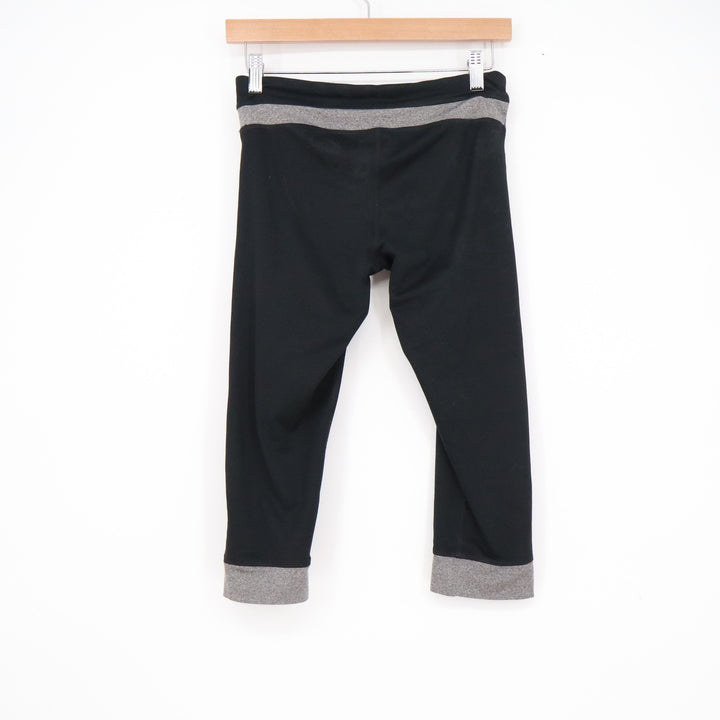 Champion Duo Dry Black Gray Trim Capri Leggings Womens Small