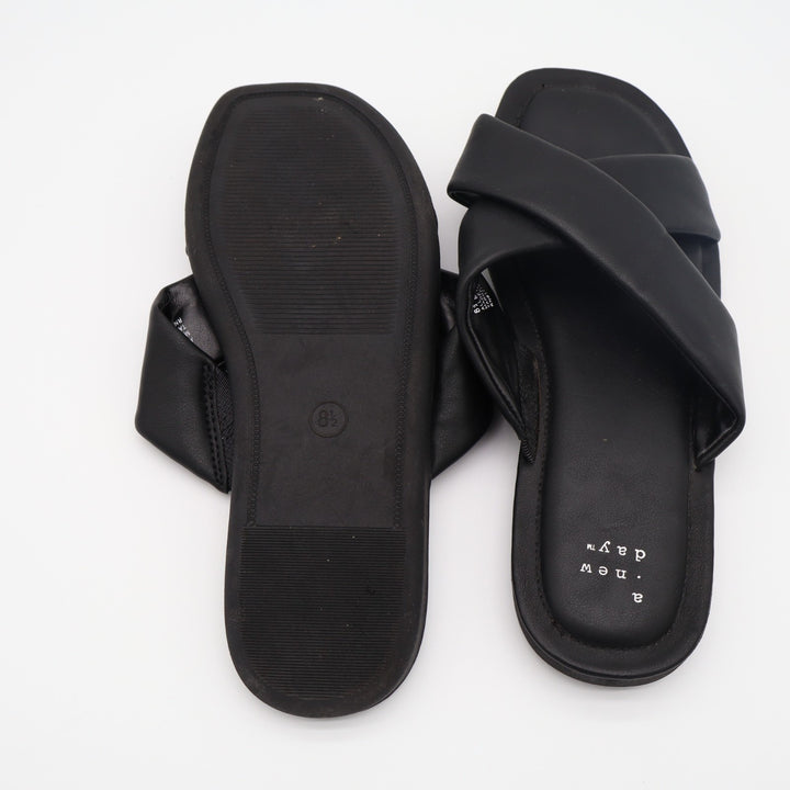 A New Day Slide Womens US 8.5 Black Leather Puffy Cross Strap Slip On Sandals