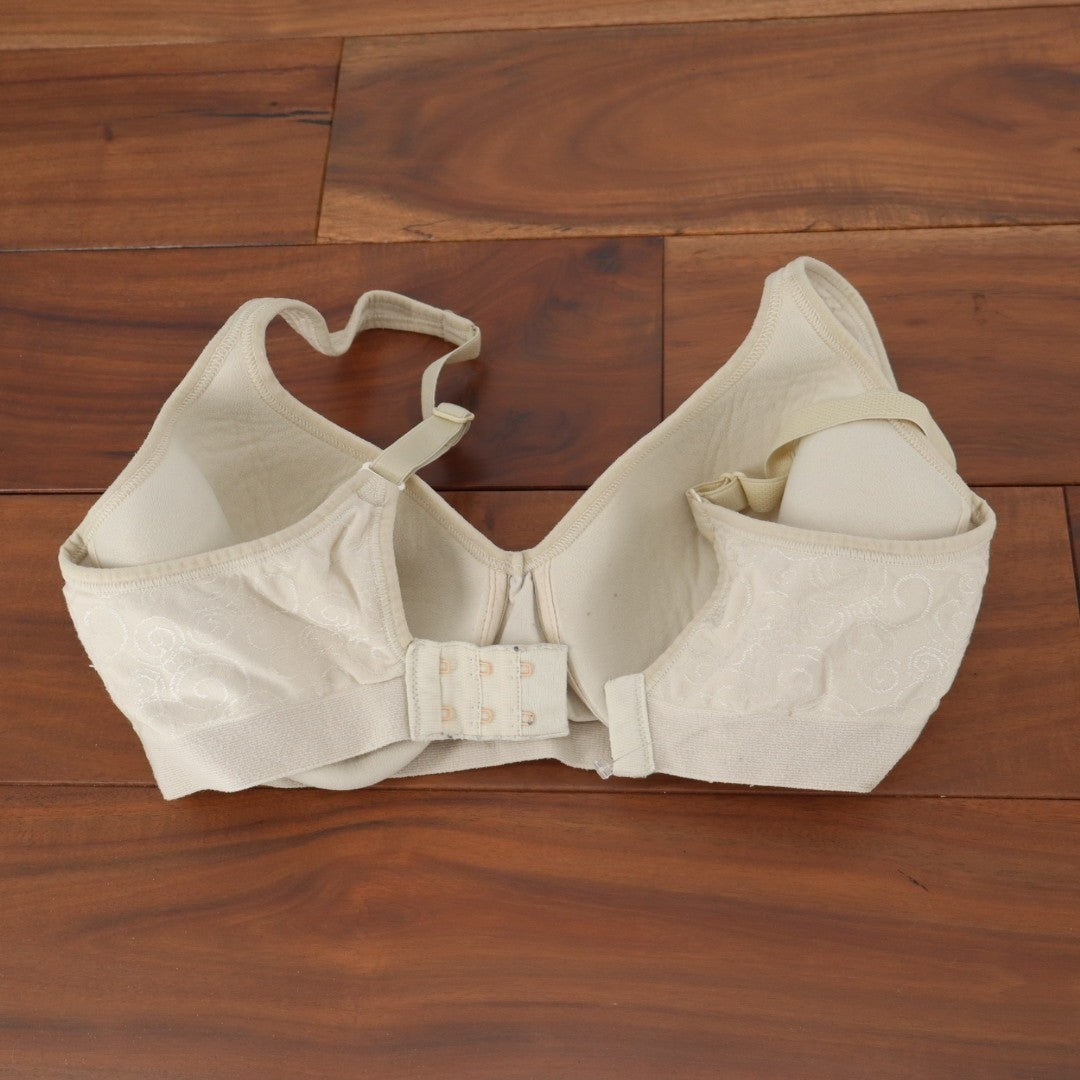Bali Comfort Revolution Bra Womens 36C Ivory Padded Wireless Adjustable Strap