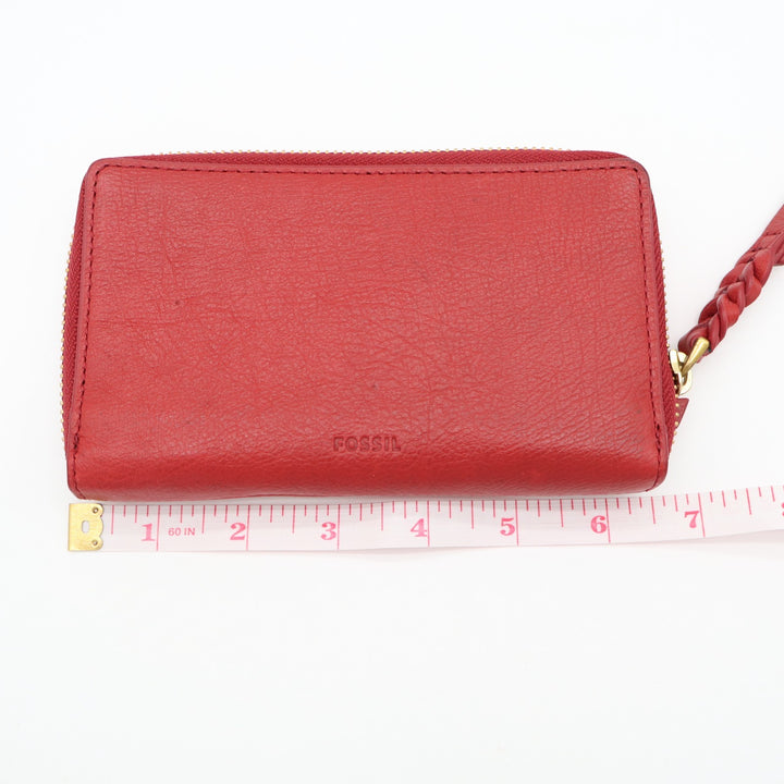 Fossil Women's Red Pebbled Leather Credit Card Slot Clutch Wristlet Wallet